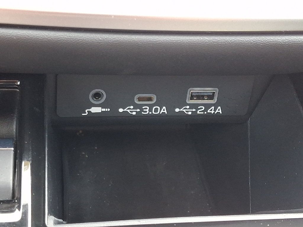 Used 2025 Subaru Outback Touring AWD/4WD image 26