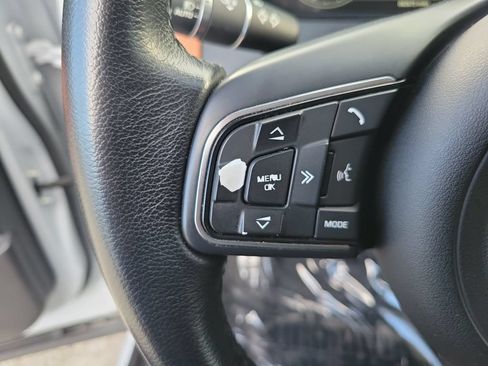 Used 2020 Jaguar E-PACE SE AWD/4WD image 33