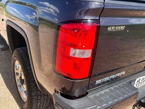 Used 2015 GMC Sierra 2500 Denali w/ Duramax Plus Package AWD/4WD image 21