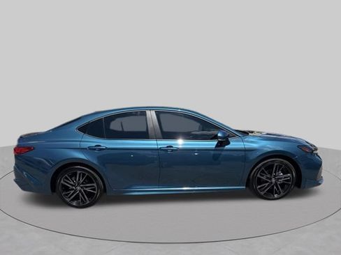 Used 2025 Toyota Camry XSE FWD image 7