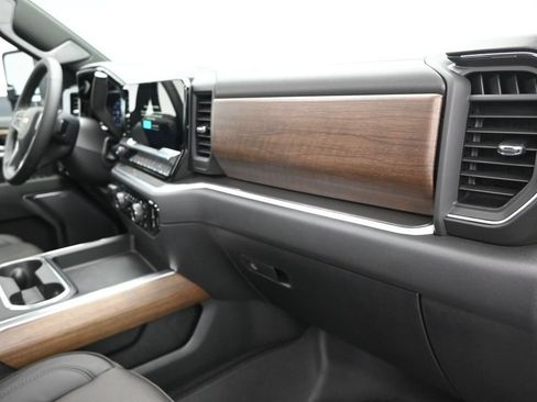New 2026 Chevrolet Silverado 2500 High Country w/ High Country Premium Package AWD/4WD image 25