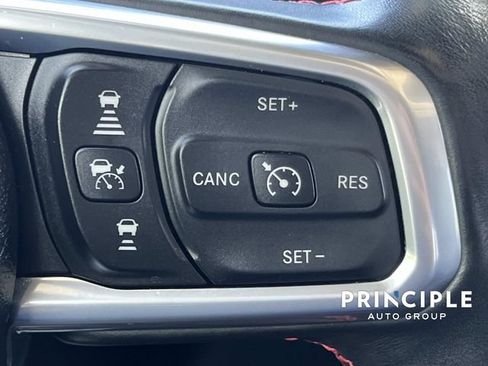 Used 2021 Jeep Gladiator Rubicon AWD/4WD image 22