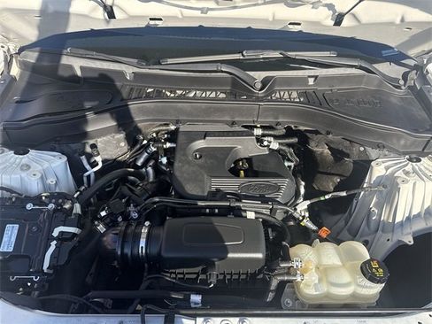 Used 2020 Ford Explorer XLT image 25