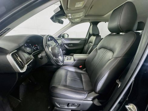 Used 2025 MAZDA CX-90 3.3 Turbo w/ Preferred Package AWD/4WD image 13