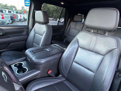 Used 2021 Chevrolet Tahoe RST w/ Luxury Package RWD image 5