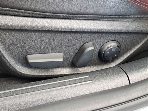 Used 2023 Genesis G70 2.0T w/ Sport Prestige Package image 19