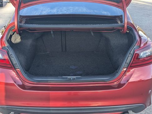 Used 2017 Nissan Altima 2.5 SR w/ Midnight Edition Package image 8