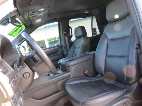 Certified 2021 Chevrolet Tahoe Z71 w/ Luxury Package image 21