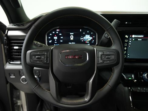 New 2026 GMC Sierra 2500 AT4 w/ AT4 Premium Plus Package AWD/4WD image 33