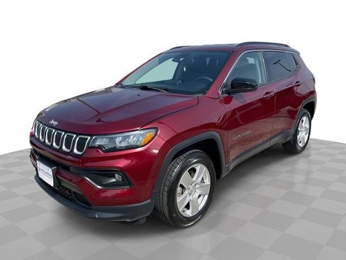 Used 2022 Jeep Compass Latitude AWD/4WD image 1