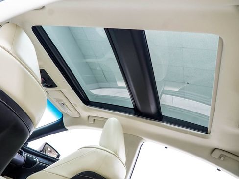 Used 2022 Lexus ES 350 Ultra Luxury w/ Accessory Package 2 FWD image 43