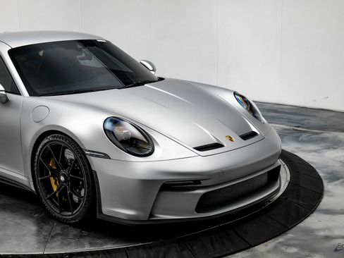 Used 2024 Porsche 911 GT3 image 25