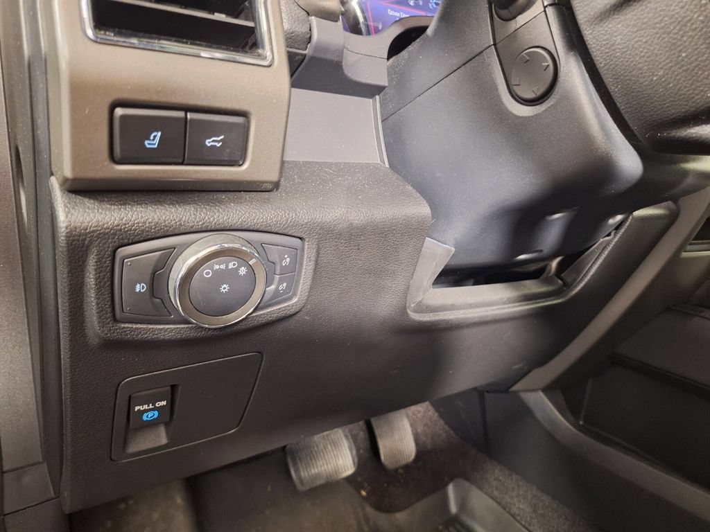Used 2021 Ford Expedition XLT RWD image 24