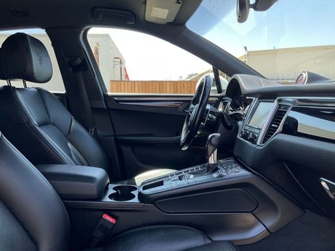 Used 2016 Porsche Macan S AWD/4WD image 29