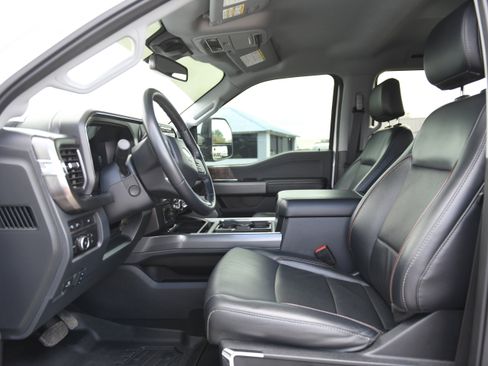 Used 2024 Ford F250 Lariat w/ Sport Appearance Package image 18