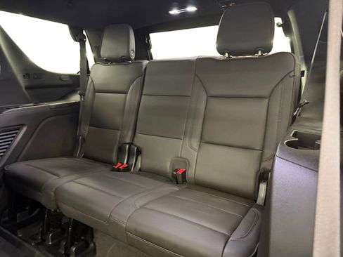 Used 2023 Chevrolet Tahoe High Country image 11