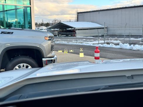 Used 2020 Chevrolet Silverado 1500 LTZ w/ LTZ Premium Package image 27