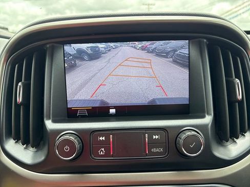 Used 2021 Chevrolet Colorado Z71 AWD/4WD image 15
