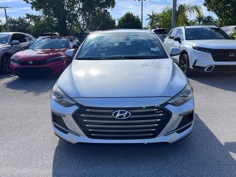 Used 2018 Hyundai Elantra Sport FWD image 4