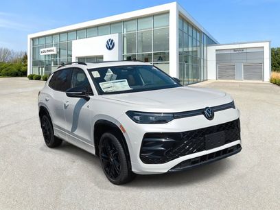 New 2026 Volkswagen Tiguan SE R-Line