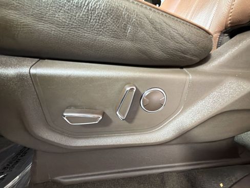 Used 2022 Ford Expedition Max King Ranch image 14