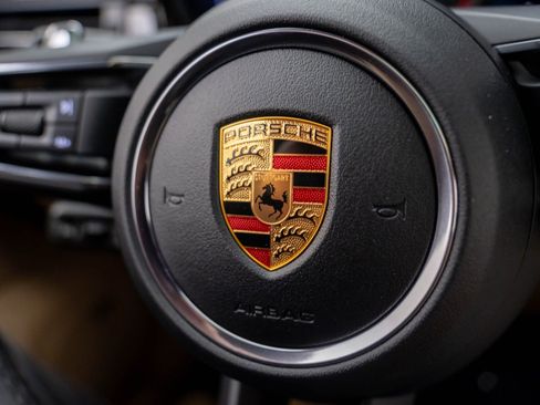 New 2026 Porsche Macan image 23