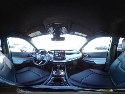 Used 2025 Jeep Compass Limited AWD/4WD image 43