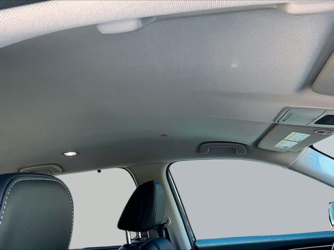 Used 2025 Honda Pilot EX-L image 13