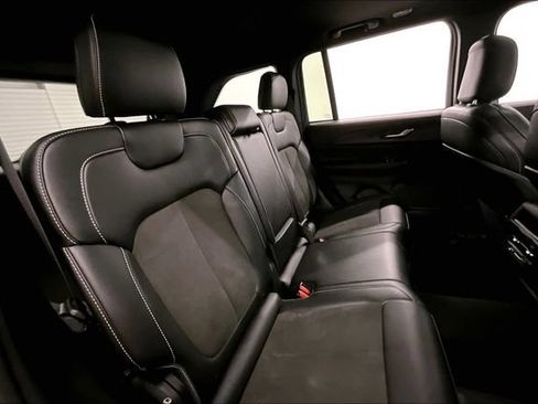 Used 2023 Jeep Grand Cherokee Altitude AWD/4WD image 26