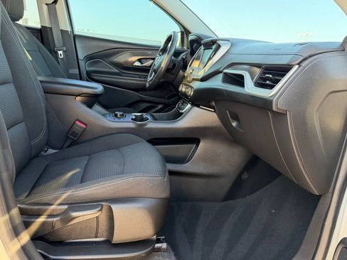 Used 2022 GMC Terrain SLE w/ Driver Convenience Package FWD image 36