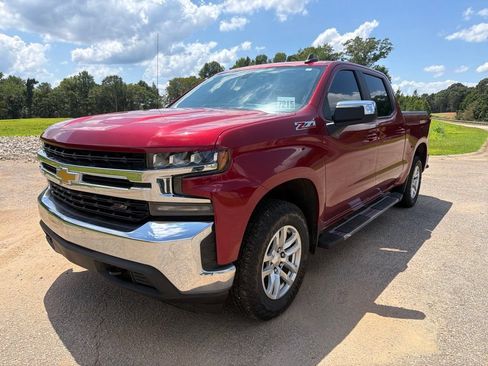 Used 2019 Chevrolet Silverado 1500 LT w/ All-Star Edition AWD/4WD image 3