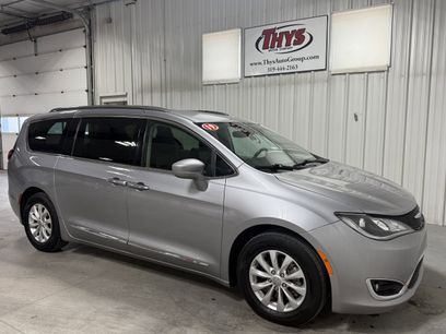 Used 2019 Chrysler Pacifica Touring-L
