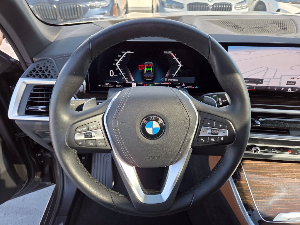 Certified 2025 BMW X5 sDrive40i w/ Climate Comfort Package RWD image 17