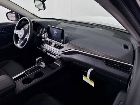 New 2026 Nissan Altima 2.5 SV FWD image 23