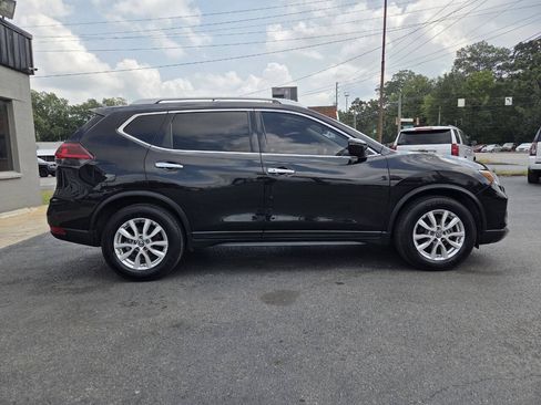 Used 2019 Nissan Rogue SV FWD image 7