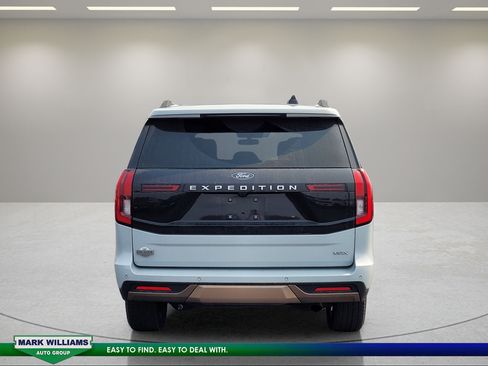 Used 2025 Ford Expedition Max King Ranch AWD/4WD image 5