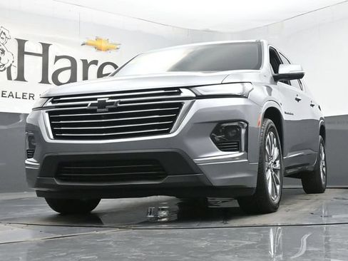 Used 2023 Chevrolet Traverse Premier w/ LPO, Floor Liner Package AWD/4WD image 57