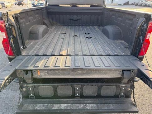 Used 2022 Chevrolet Silverado 2500 Custom w/ Gooseneck/5TH Wheel Package image 11