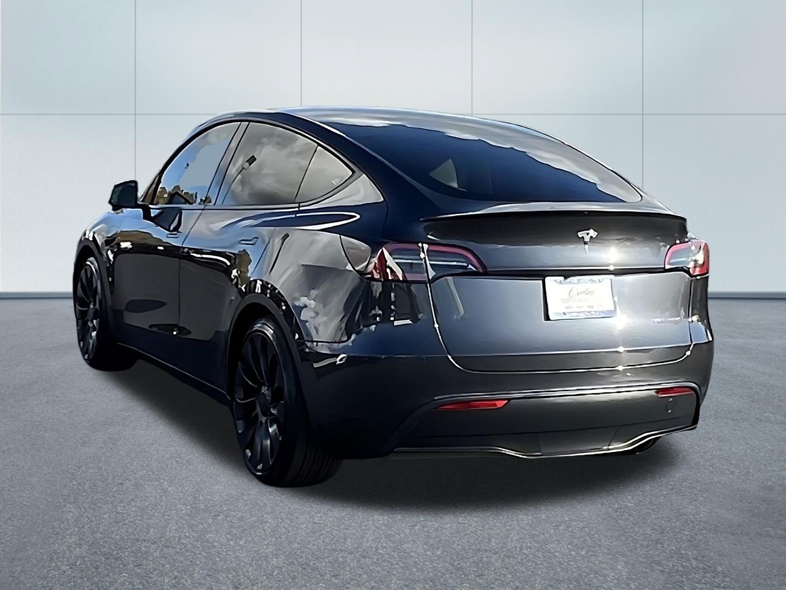 Used 2025 Tesla Model Y Performance AWD/4WD image 4