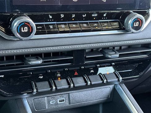 New 2025 Chevrolet Colorado LT w/ Advanced Trailering Package image 21