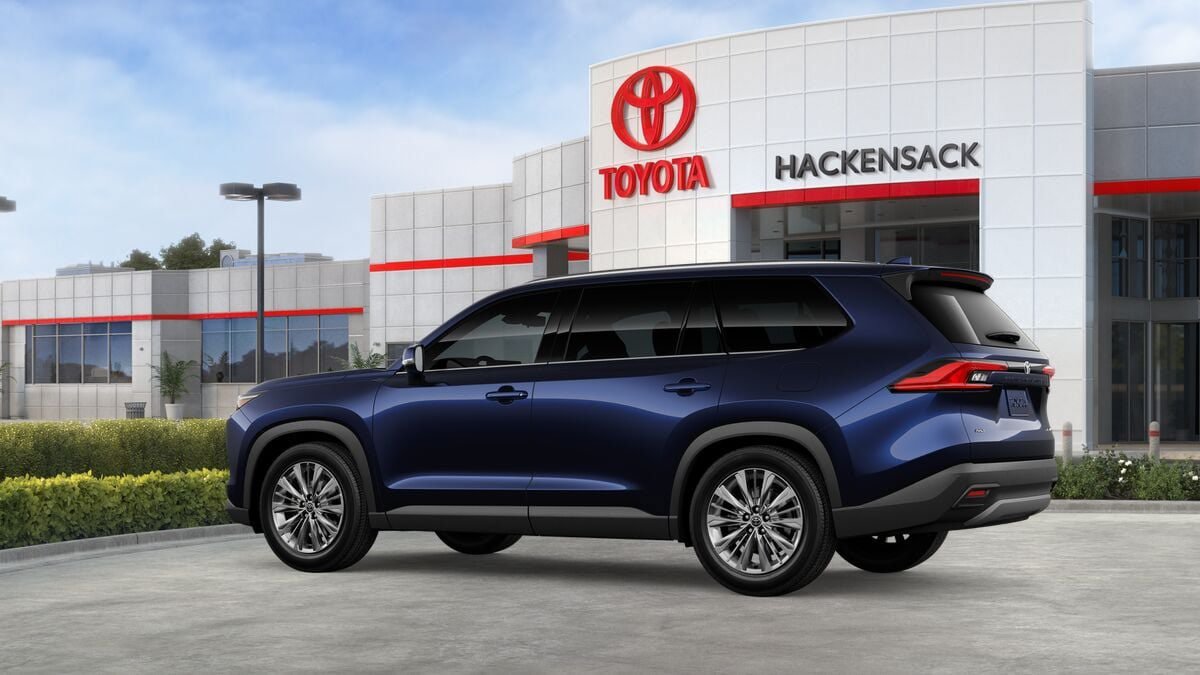 New 2026 Toyota Grand Highlander AWD image 5
