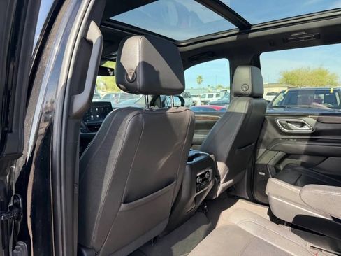 Used 2022 Chevrolet Tahoe LT w/ Luxury Package AWD/4WD image 23