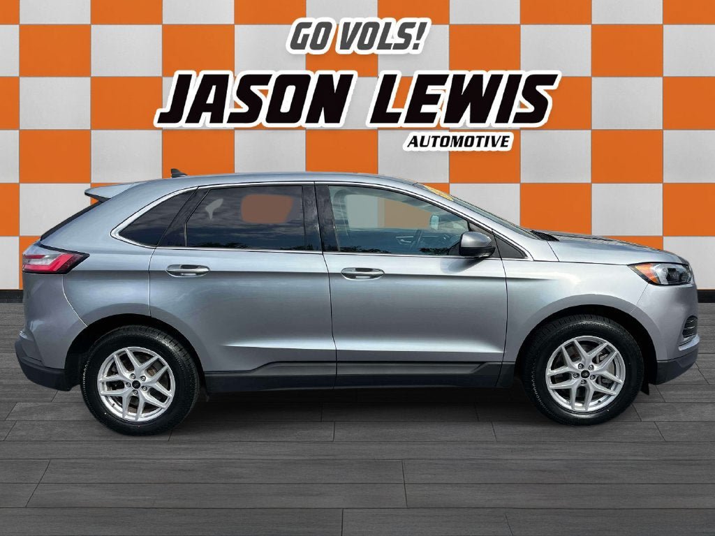 Used 2024 Ford Edge SEL AWD/4WD image 2