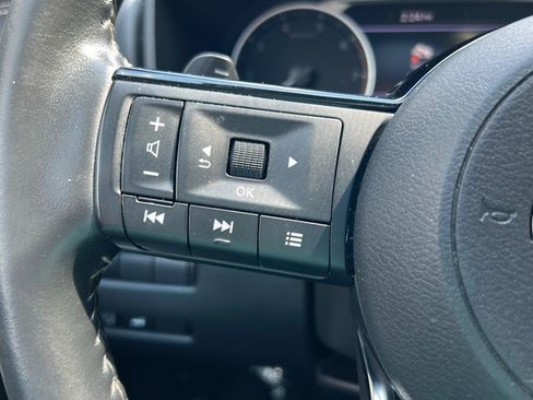 Used 2023 Nissan Rogue SV w/ SV Premium B Package image 20