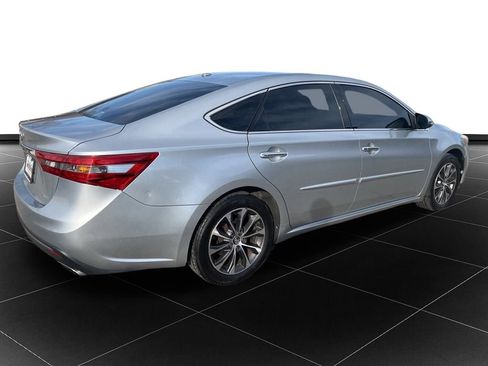 Used 2017 Toyota Avalon XLE Premium w/ Protection Package image 5