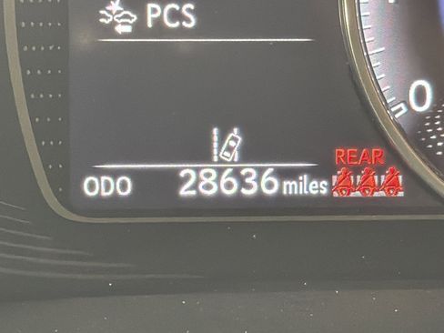 Used 2022 Lexus ES 350 w/ Luxury Package image 13