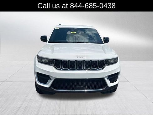 New 2026 Jeep Grand Cherokee Laredo X RWD image 2