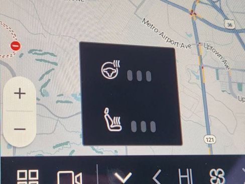 Certified 2023 Volvo XC40 B5 Ultimate w/ Climate Package image 25