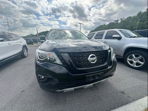 Used 2019 Nissan Pathfinder SL AWD/4WD image 8
