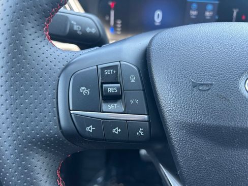 Used 2024 Ford Escape ST-Line w/ Tech Pack #1 AWD/4WD image 15